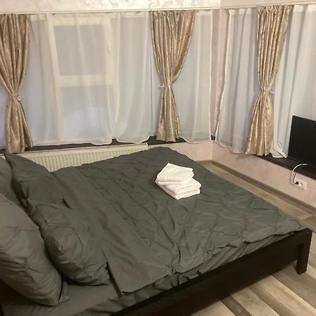 Apartments4Rent Iasi Luaran gambar