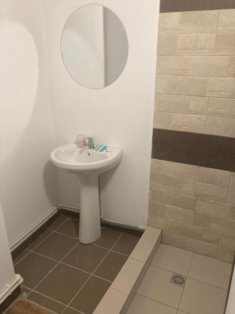 Apartments4Rent Iasi Luaran gambar